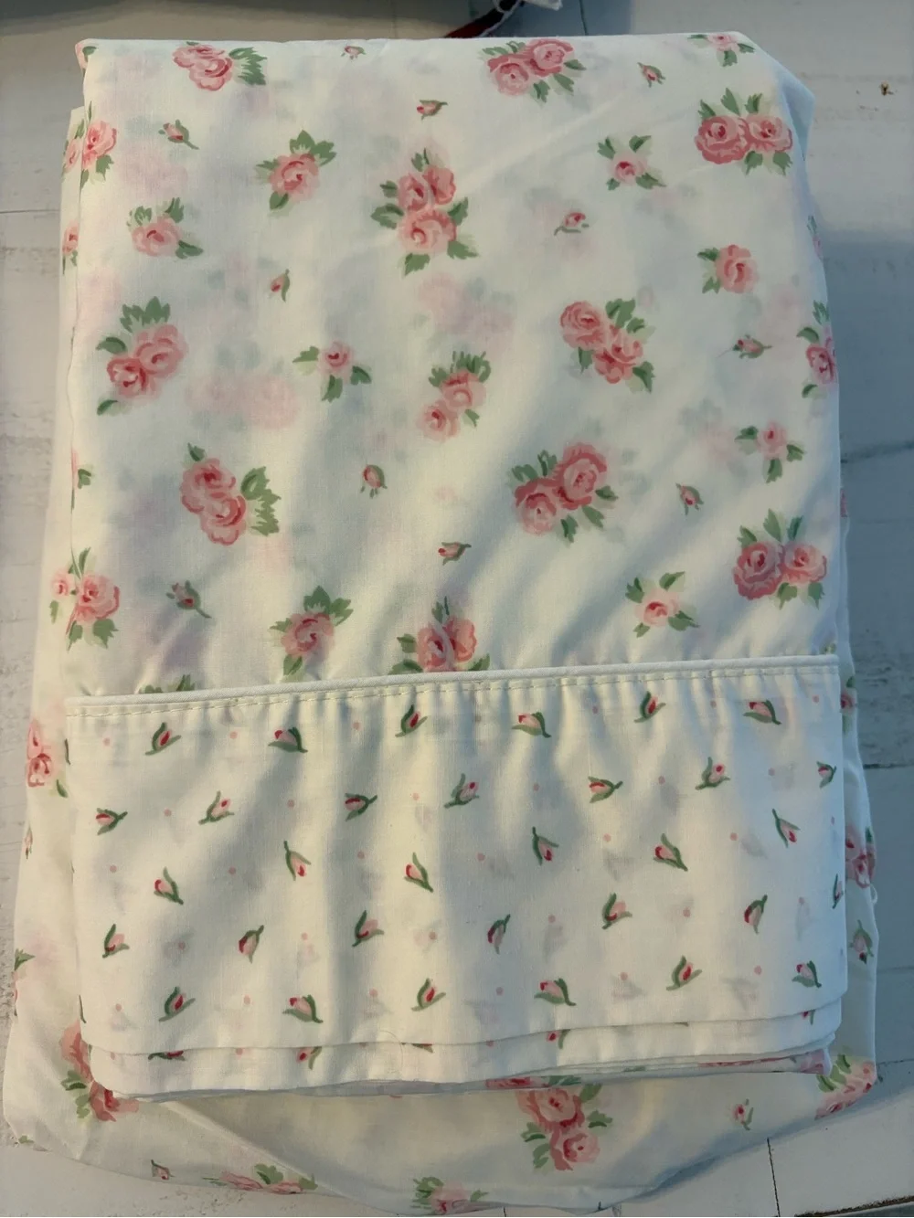 Vintage Laura Ashley Pink and Green Rose Print fitted/flat sheet set
